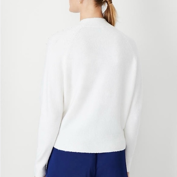 Ann Taylor medium Pearlized Mock Neck Sweater NWT - Picture 3 of 4